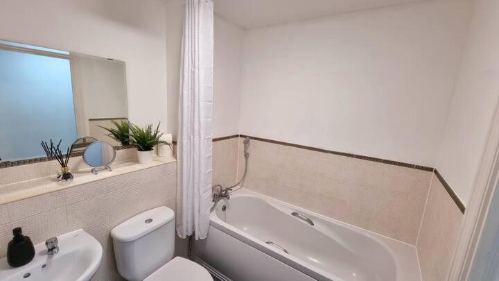 Appartement No 62 Fivedom - Charming & Cosy à Southampton Extérieur photo
