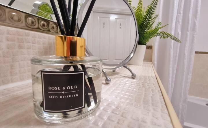 Appartement No 62 Fivedom - Charming & Cosy à Southampton Extérieur photo